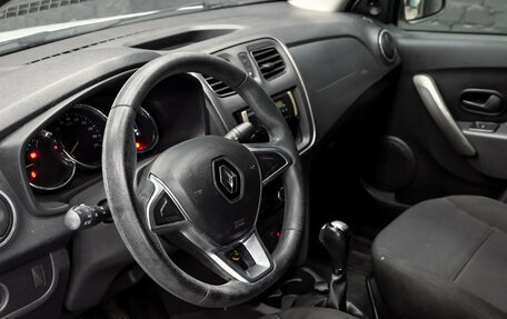 Renault Logan II, 2019 год, 750 000 рублей, 15 фотография