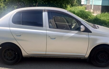 Toyota Platz, 2005 год, 430 000 рублей, 2 фотография