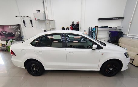 Volkswagen Polo VI (EU Market), 2018 год, 1 050 000 рублей, 5 фотография
