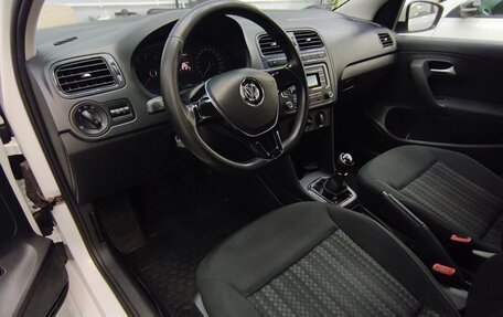 Volkswagen Polo VI (EU Market), 2018 год, 1 050 000 рублей, 10 фотография