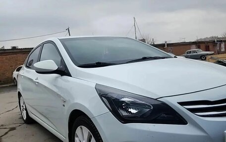 Hyundai Solaris II рестайлинг, 2015 год, 980 000 рублей, 10 фотография