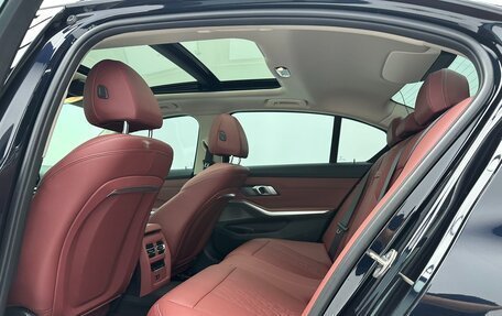 BMW 3 серия, 2023 год, 3 580 000 рублей, 15 фотография