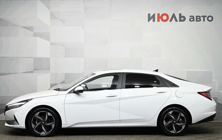 Hyundai Elantra, 2021 год, 2 050 000 рублей, 8 фотография