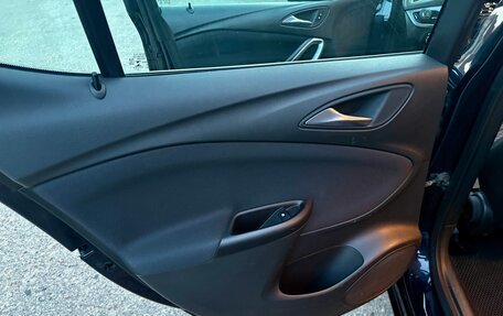 Opel Astra K, 2019 год, 1 100 000 рублей, 13 фотография