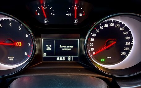 Opel Astra K, 2019 год, 1 100 000 рублей, 15 фотография