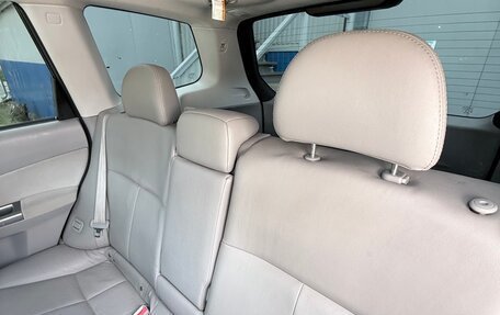Subaru Forester, 2011 год, 950 000 рублей, 11 фотография