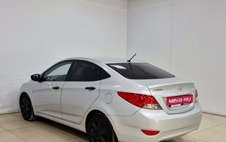Hyundai Solaris II рестайлинг, 2013 год, 755 000 рублей, 8 фотография