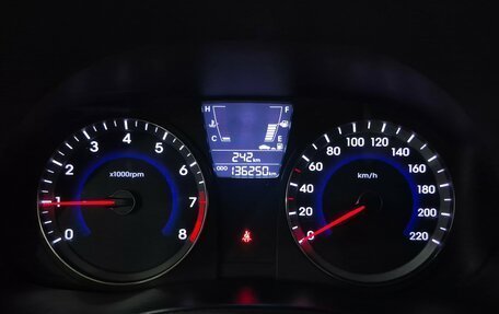 Hyundai Solaris II рестайлинг, 2013 год, 755 000 рублей, 19 фотография