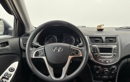 Hyundai Solaris II рестайлинг, 2016 год, 800 000 рублей, 14 фотография