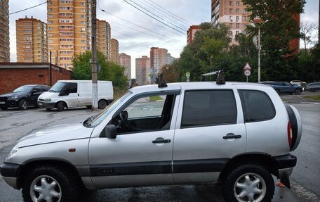 Chevrolet Niva I рестайлинг, 2003 год, 270 000 рублей, 4 фотография