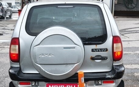 Chevrolet Niva I рестайлинг, 2003 год, 270 000 рублей, 3 фотография
