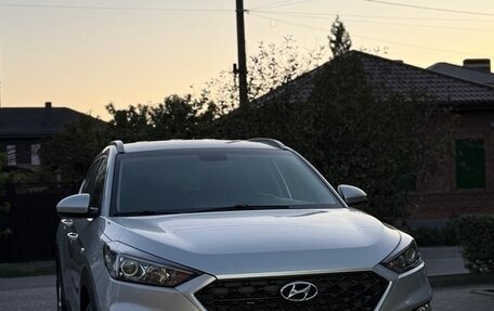 Hyundai Tucson III, 2018 год, 2 340 000 рублей, 2 фотография