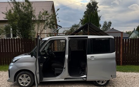Toyota Roomy I, 2021 год, 1 300 000 рублей, 6 фотография