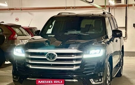 Toyota Land Cruiser, 2024 год, 13 300 000 рублей, 7 фотография