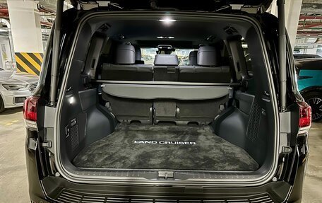 Toyota Land Cruiser, 2024 год, 13 300 000 рублей, 16 фотография