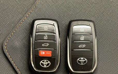 Toyota Land Cruiser, 2024 год, 13 300 000 рублей, 39 фотография