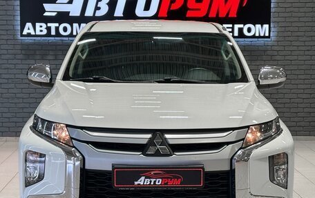 Mitsubishi L200 IV рестайлинг, 2021 год, 3 197 000 рублей, 3 фотография