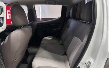 Mitsubishi L200 IV рестайлинг, 2021 год, 3 197 000 рублей, 12 фотография