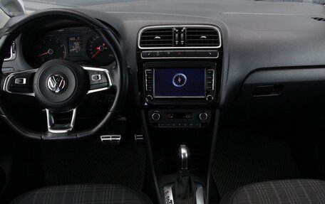 Volkswagen Polo VI (EU Market), 2018 год, 1 550 000 рублей, 7 фотография