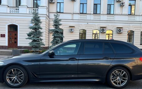 BMW 5 серия, 2018 год, 2 900 000 рублей, 2 фотография