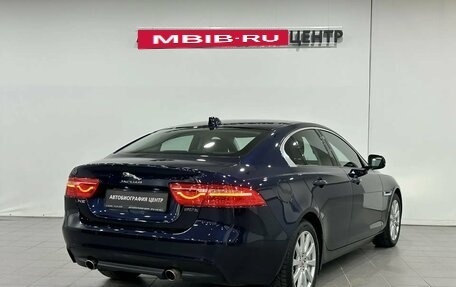 Jaguar XE I рестайлинг, 2017 год, 1 750 000 рублей, 4 фотография