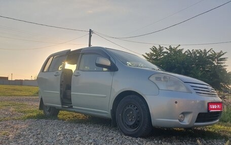 Toyota Raum II, 2003 год, 430 000 рублей, 1 фотография