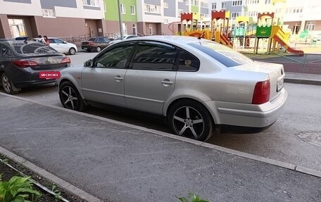 Volkswagen Passat B5+ рестайлинг, 1997 год, 410 000 рублей, 3 фотография