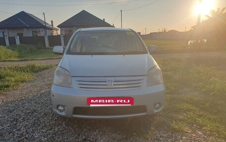 Toyota Raum II, 2003 год, 430 000 рублей, 3 фотография
