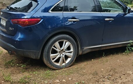 Infiniti QX70, 2014 год, 1 250 000 рублей, 4 фотография