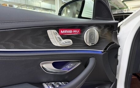 Mercedes-Benz E-Класс, 2023 год, 5 445 000 рублей, 13 фотография