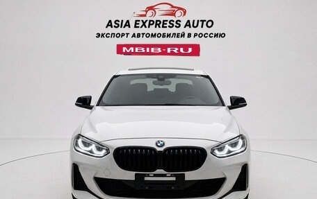 BMW 1 серия, 2021 год, 1 810 000 рублей, 2 фотография