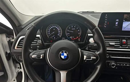 BMW 1 серия, 2021 год, 1 810 000 рублей, 14 фотография