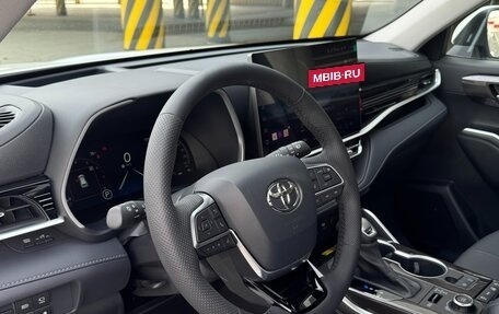 Toyota Highlander, 2026 год, 5 190 000 рублей, 16 фотография