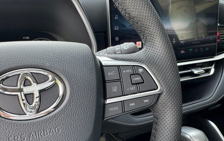 Toyota Highlander, 2026 год, 5 190 000 рублей, 21 фотография