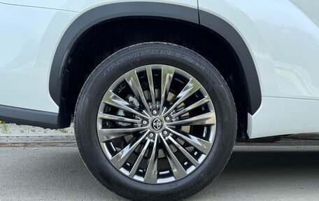 Toyota Highlander, 2026 год, 5 190 000 рублей, 37 фотография