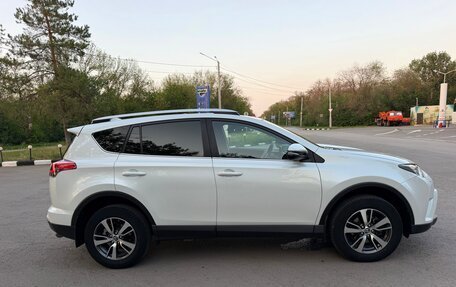 Toyota RAV4, 2019 год, 2 890 000 рублей, 10 фотография