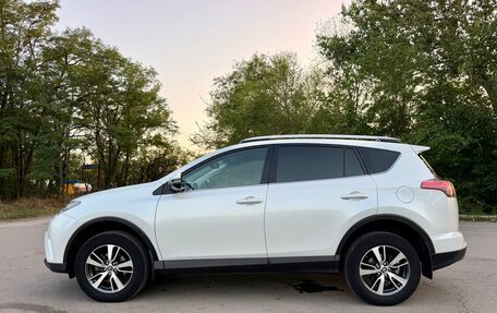 Toyota RAV4, 2019 год, 2 890 000 рублей, 9 фотография