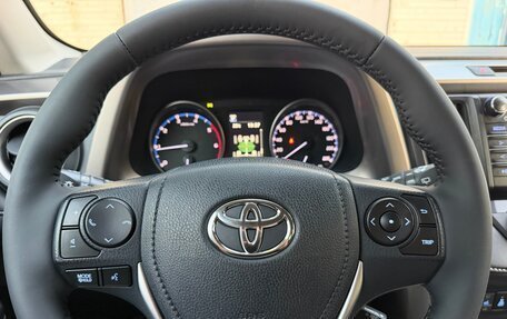 Toyota RAV4, 2019 год, 2 890 000 рублей, 11 фотография