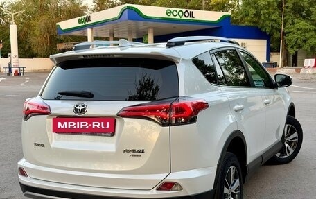 Toyota RAV4, 2019 год, 2 890 000 рублей, 7 фотография
