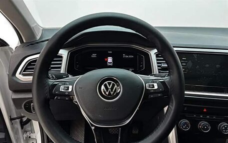 Volkswagen T-Roc I, 2022 год, 1 700 000 рублей, 12 фотография