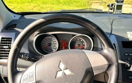 Mitsubishi Outlander III рестайлинг 3, 2008 год, 1 280 000 рублей, 18 фотография