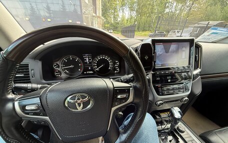 Toyota Land Cruiser 200, 2015 год, 4 200 000 рублей, 5 фотография