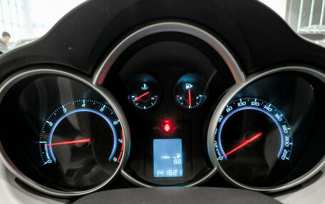 Chevrolet Cruze II, 2013 год, 680 000 рублей, 16 фотография
