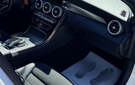 Mercedes-Benz C-Класс, 2019 год, 3 200 000 рублей, 4 фотография