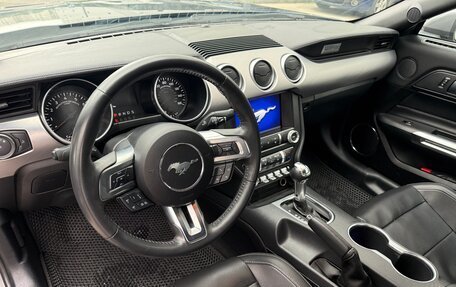 Ford Mustang VI рестайлинг, 2022 год, 3 650 000 рублей, 8 фотография