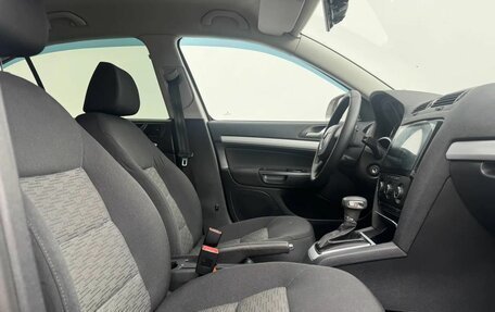 Skoda Octavia, 2011 год, 1 060 000 рублей, 10 фотография