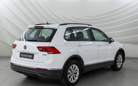 Volkswagen Tiguan II, 2022 год, 3 098 000 рублей, 7 фотография