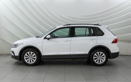 Volkswagen Tiguan II, 2022 год, 3 098 000 рублей, 4 фотография