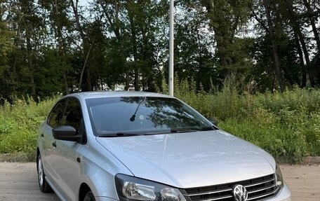Volkswagen Polo VI (EU Market), 2015 год, 860 000 рублей, 1 фотография