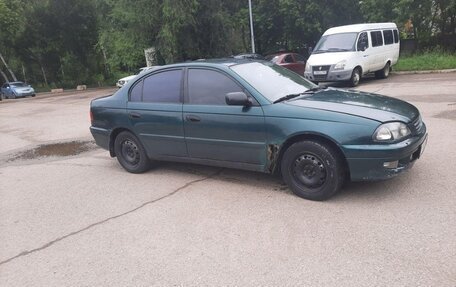 Toyota Avensis III рестайлинг, 1999 год, 250 000 рублей, 1 фотография